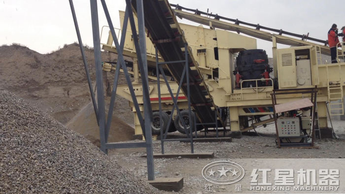HX系列移動磕石子機(jī) HX系列移動磕石子機(jī)