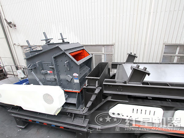 反擊破移動破碎機(jī)圖 反擊破移動破碎機(jī)圖