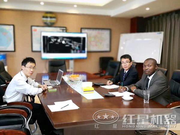紅星設(shè)備技術(shù)成熟,與國(guó)外客戶達(dá)成協(xié)議圖 紅星設(shè)備技術(shù)成熟,與國(guó)外客戶達(dá)成協(xié)議圖