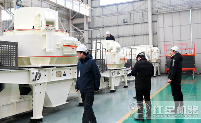 客戶到場參觀制砂機 客戶到場參觀制砂機