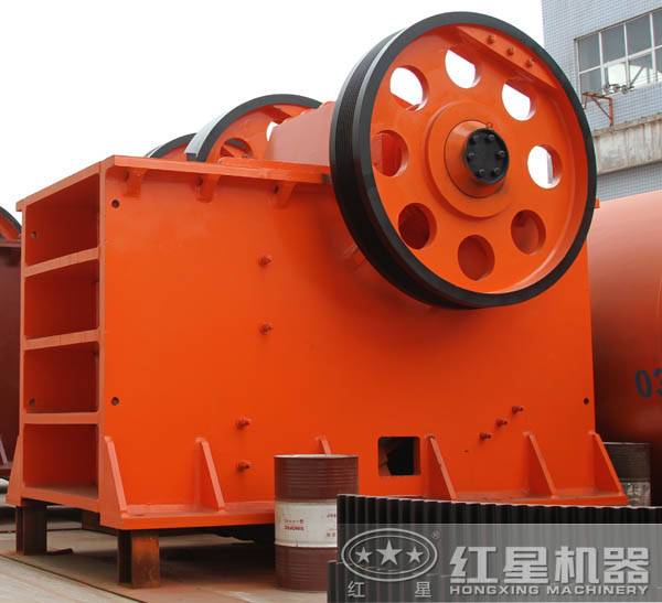 PE1200X1500顎式破碎機 PE1200X1500顎式破碎機