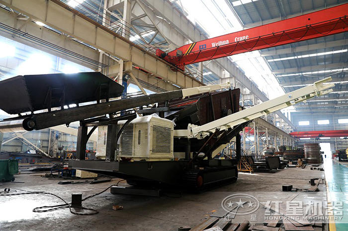 大型履帶移動液壓破碎機生產廠房