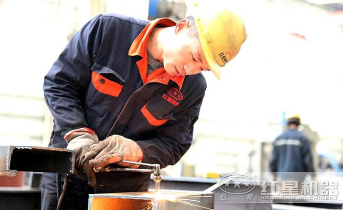 專業的設備生產員