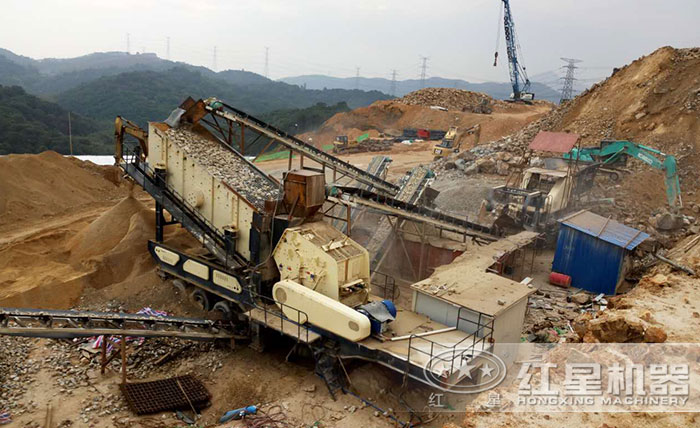 河卵石制砂現(xiàn)場 河卵石制砂現(xiàn)場