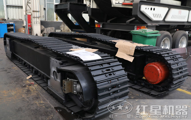 履帶配件準(zhǔn)備組裝 履帶配件準(zhǔn)備組裝