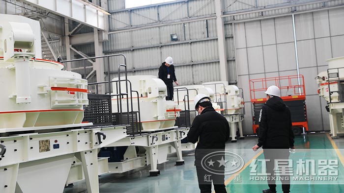 紅星石子碎石機車間