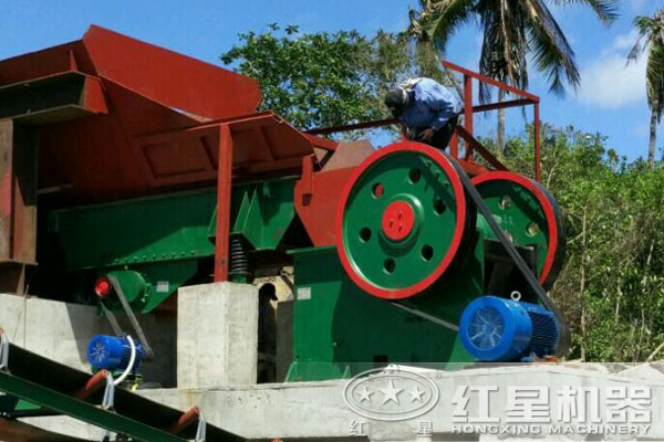 電動砸碎石頭機