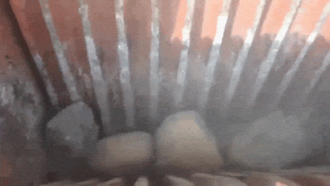 顎式破碎機打碎鵝卵石