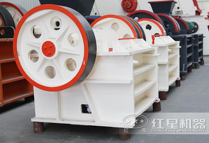 小型顎式咬石機(PE型) 小型顎式咬石機(PE型)