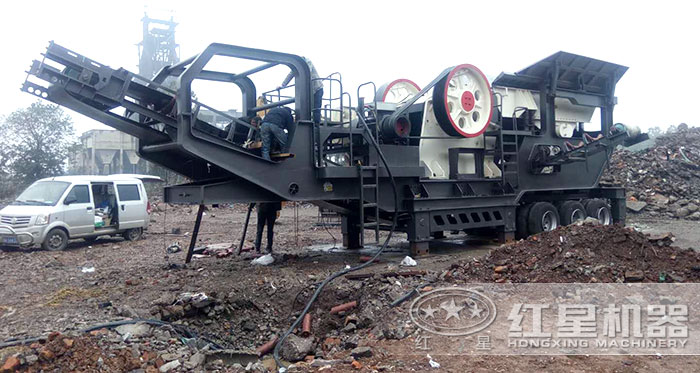 紅星移動破碎站搭載顎式破碎機 紅星移動破碎站搭載顎式破碎機