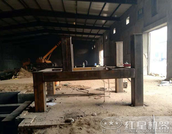 支撐架焊接現場