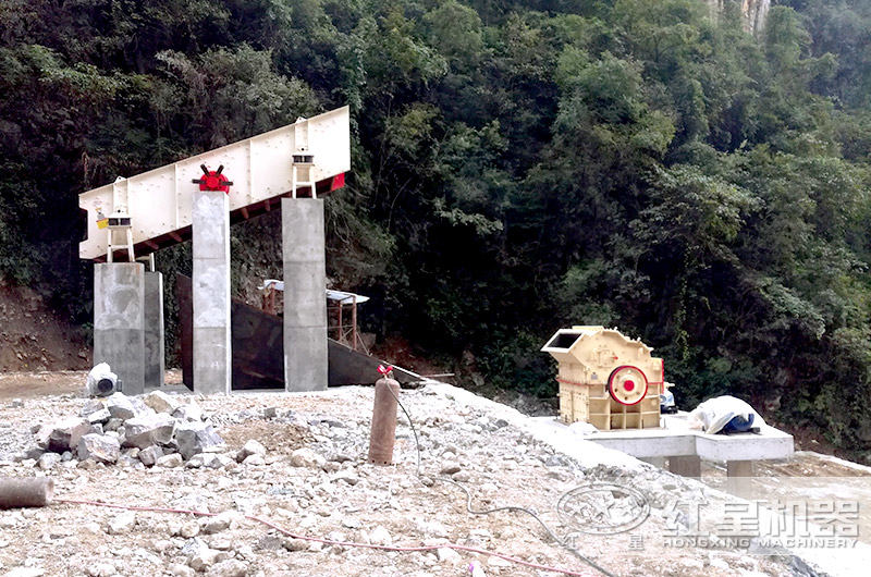 細(xì)碎機(jī)安裝現(xiàn)場(chǎng)
