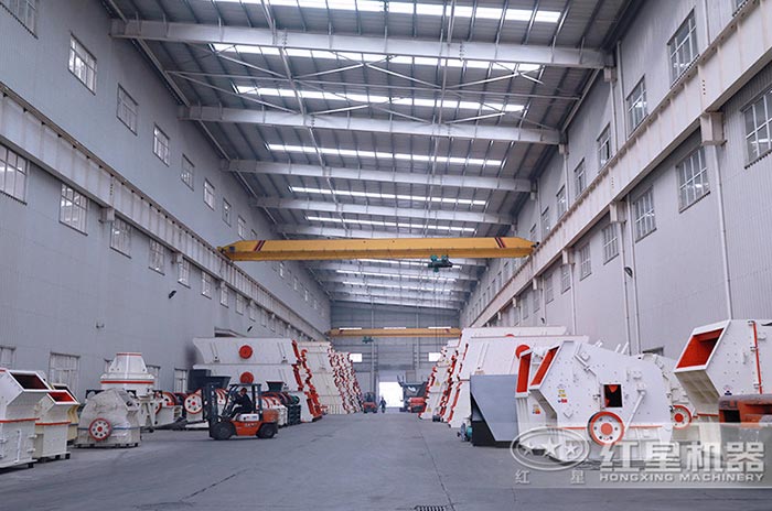 紅星粉碎風(fēng)化砂設(shè)備車間現(xiàn)貨供應(yīng)