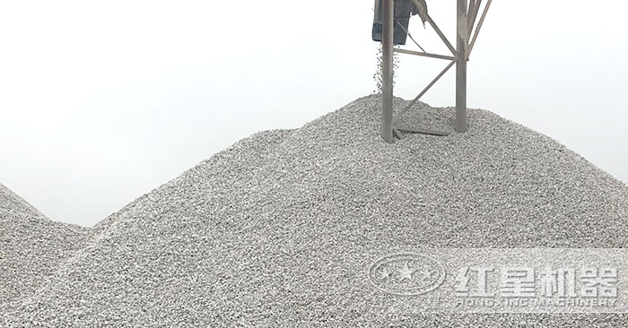 經(jīng)過(guò)細(xì)沙制砂機(jī)加工之后的沙子成品