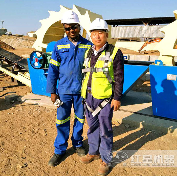 贊比亞利文斯敦大型洗砂機運行現(xiàn)場工作人員 贊比亞利文斯敦大型洗砂機運行現(xiàn)場工作人員