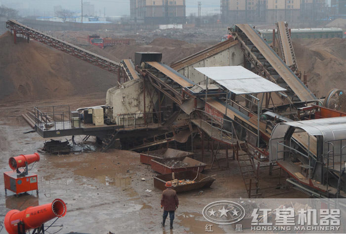 輪胎反擊式破碎機粉碎建渣