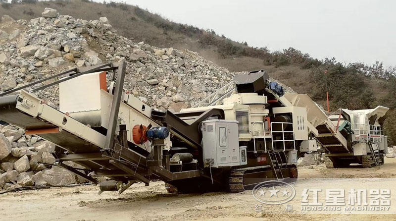 移動破碎站工作現(xiàn)場 移動破碎站工作現(xiàn)場