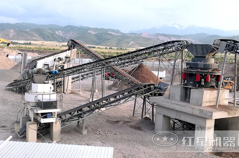 石頭磨沙子生產(chǎn)現(xiàn)場