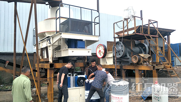 固定式大型碎砂機施工作業現場