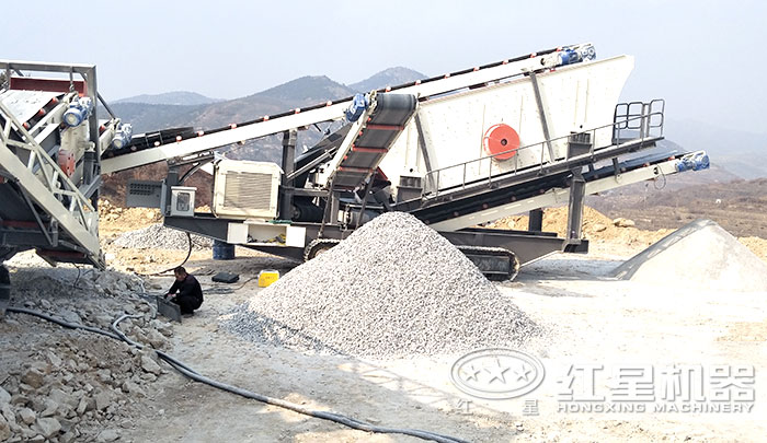 履帶移動破碎機施工現(xiàn)場 履帶移動破碎機施工現(xiàn)場