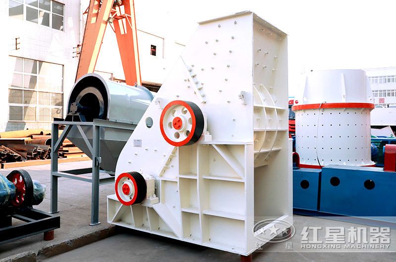 無(wú)篩底雙級(jí)破碎機(jī) 無(wú)篩底雙級(jí)破碎機(jī)