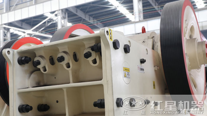 cj顎破螺栓特寫