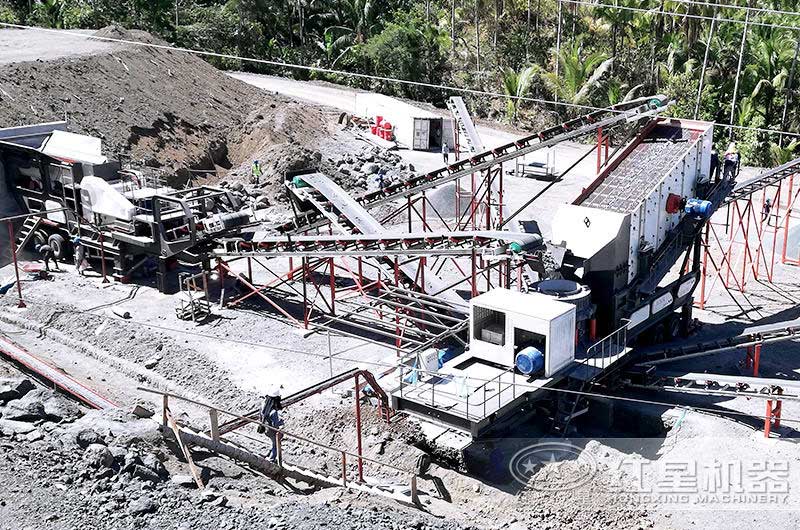 雙機合作——移動破碎機現場