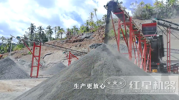 石英石制砂現場