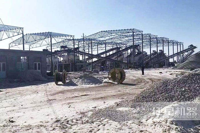 廣西大型玄武巖破碎生產現場