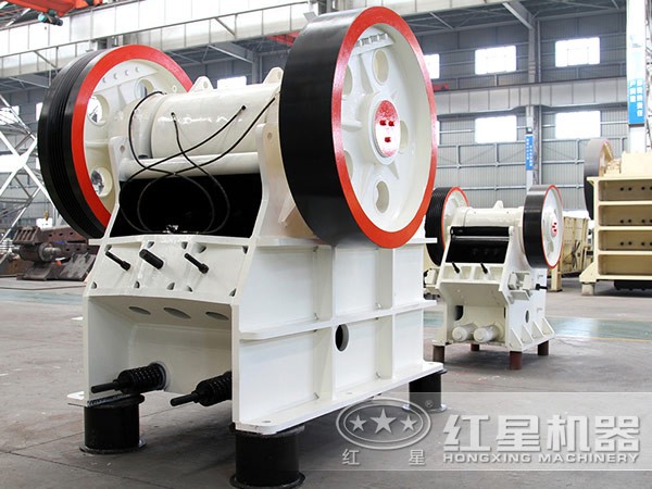 海泡石顎式破碎機(jī)工作原理