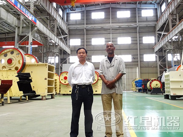 河南紅星機器云母石破碎機廠家