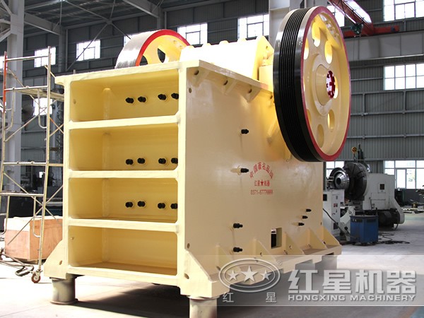 復擺顎式破碎機