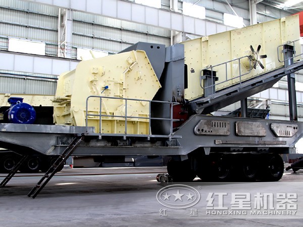 新型移動(dòng)破碎站