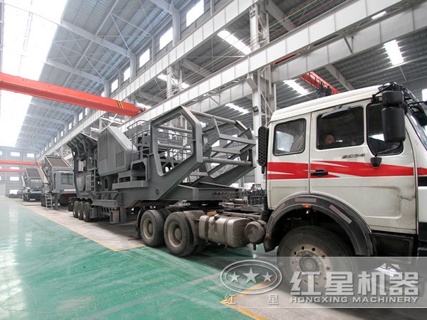 新型車載碎石機