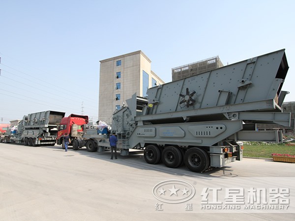 河卵石移動(dòng)式破碎機(jī)