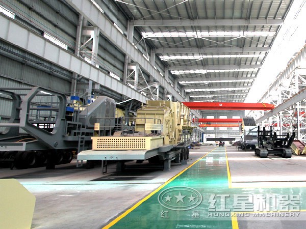 石灰石移動破碎站