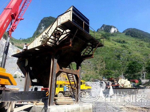 新型制砂機(jī)現(xiàn)場(chǎng)