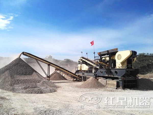 移動(dòng)石子機(jī)生產(chǎn)現(xiàn)場(chǎng)