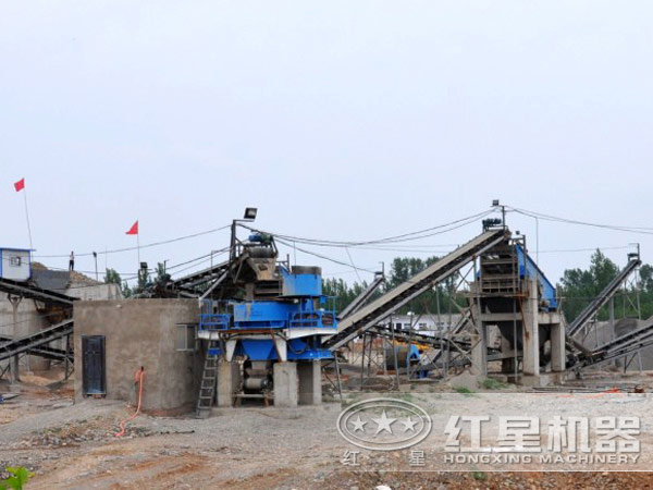 新型制砂機(jī)生產(chǎn)現(xiàn)場